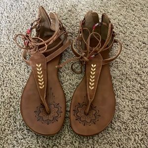 Maurices Women’s Sandals Size 10